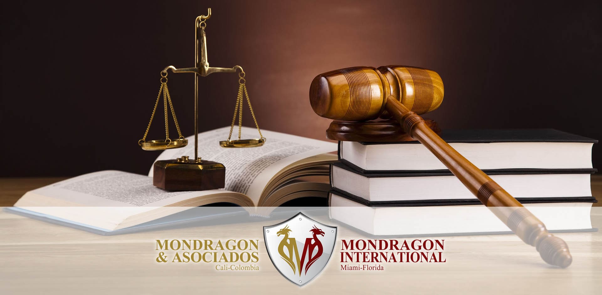 Insignias del Derecho - Mondragón Group Cali